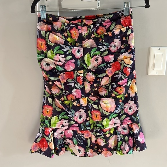 Nicole  Miller Watercolor Ruffle Ruched Floral Skirt - Picture 5 of 8